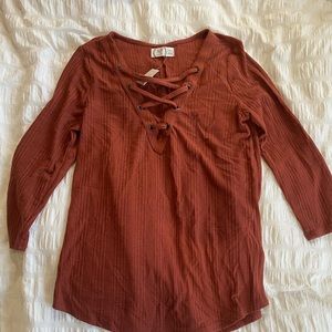 Maurices shirt size: XS